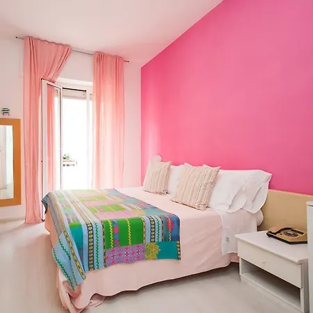 Hotel Giongo Spotorno