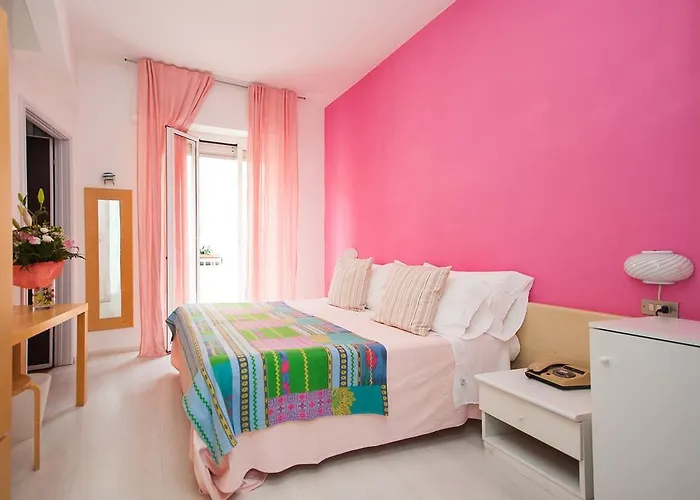 Hotel Giongo Spotorno